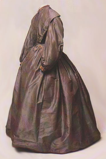 1854 CBronte going-away dress